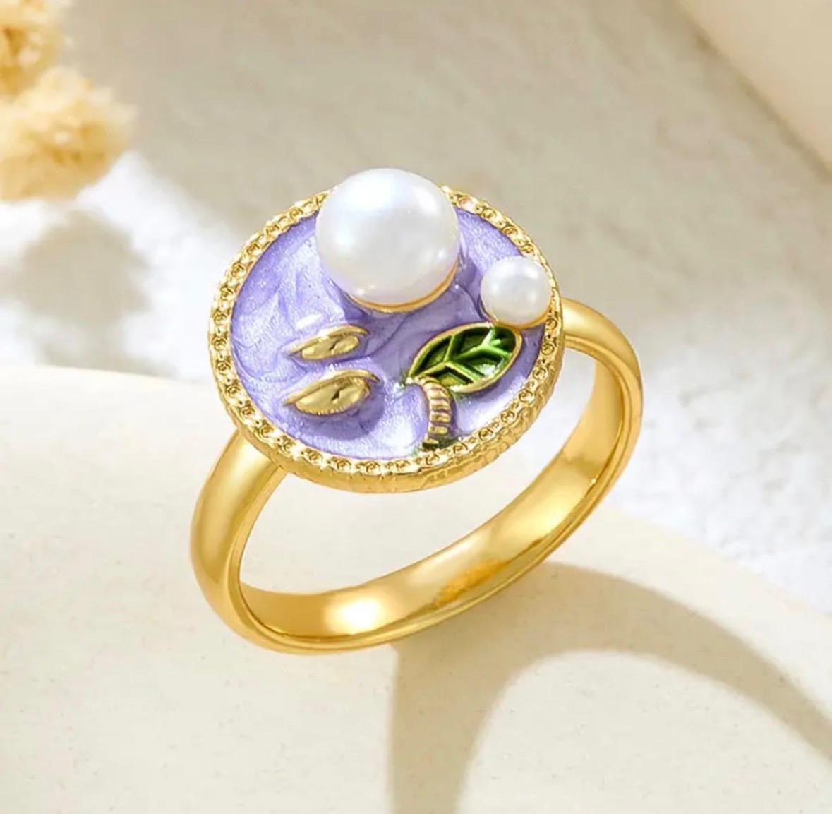 Korean Floral Resin Ring – Gold Tone Pearl Enamel Adjustable Ring for Women